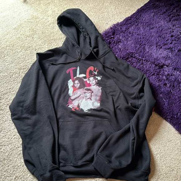 Gildan Other - Gilden Heavy Blend TLC Sweatshirt